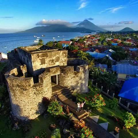 Benteng atas merupakan benteng benteng izin bangsa paulo oleh portugis sao yang atau gamalama dibangun Benteng Sao