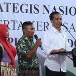 Presiden Ingatkan Warga Maluku Utara Pentingnya Kepemilikan Sertifikat