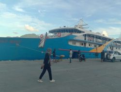 Penumpang Kapal Laut Keluhkan Dugaan Pungli Rapid Test di Ternate