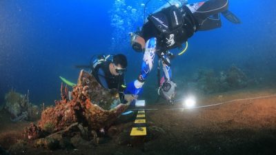 Guci Gerabah Tertua asal China dan Meriam Buatan Macao Ditemukan di Perairan Tidore