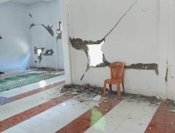 Puluhan Rumah dan Masjid Rusak Parah Akibat Gempa di Galela Halmahera