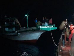 Kapal Terombang Ambing di Laut Halmahera Berhasil Dievakuasi ke Bacan
