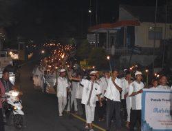 Ratusan Santri di Tomalou Tidore Pawai Obor Sambut Bulan Ramadan
