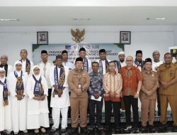 Sekda Ternate Lepas Peserta Jemaah Umroh dan Wisata Religi Kristiani