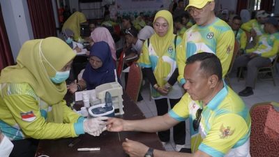 Wali Kota Tidore Ikut Donorkan Darah di HKN ke61 Tahun 2025