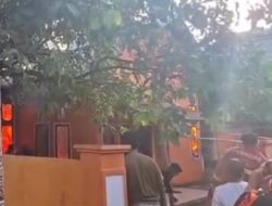 Rumah Guru SMAN 4 Ternate di Akehuda Hangus Dilalap Api