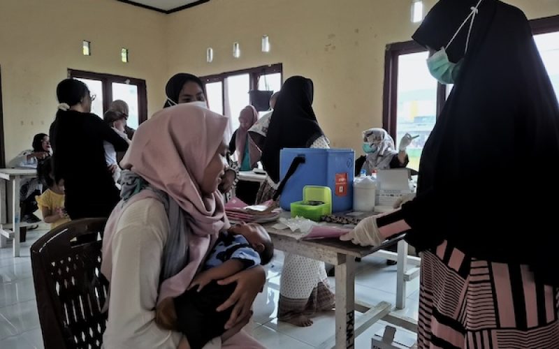 Gambar 3: Pemeriksaan tumbuh kembang balita di Posyandu Lelilef Woebulen, Sabtu, 9 Agustus 2025/Apriyanto Latukau/kieraha.com