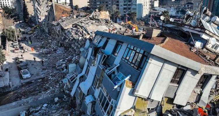 Kerusakan Akibat Gempa Turki. (Foto: dia images via Getty Images/dia images/detikcom)