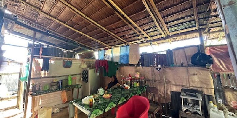 Kondisi dalam rumah Nenek Jamalia yang hidup sebatang kara di Desa Dagasuli, Kecamatan Loloda Kepulauan/kieraha
